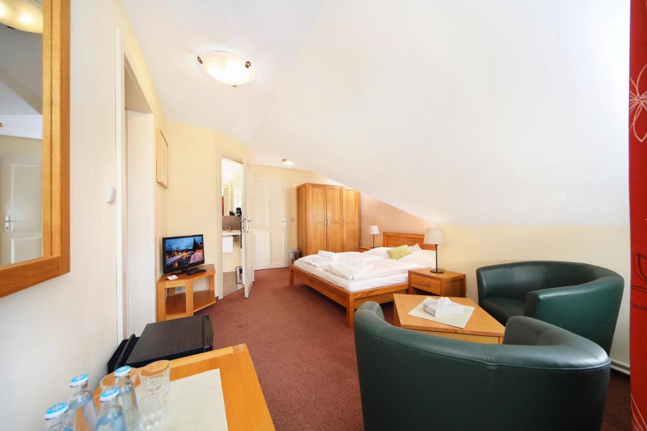 Hotel Erika Špindlerŭv Mlýn Dış mekan fotoğraf
