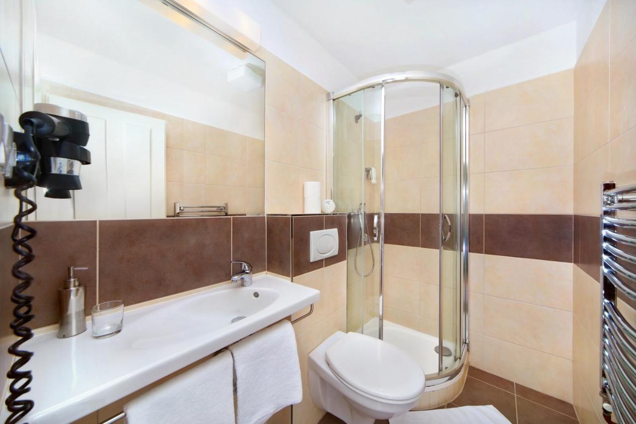 Hotel Erika Špindlerŭv Mlýn Dış mekan fotoğraf