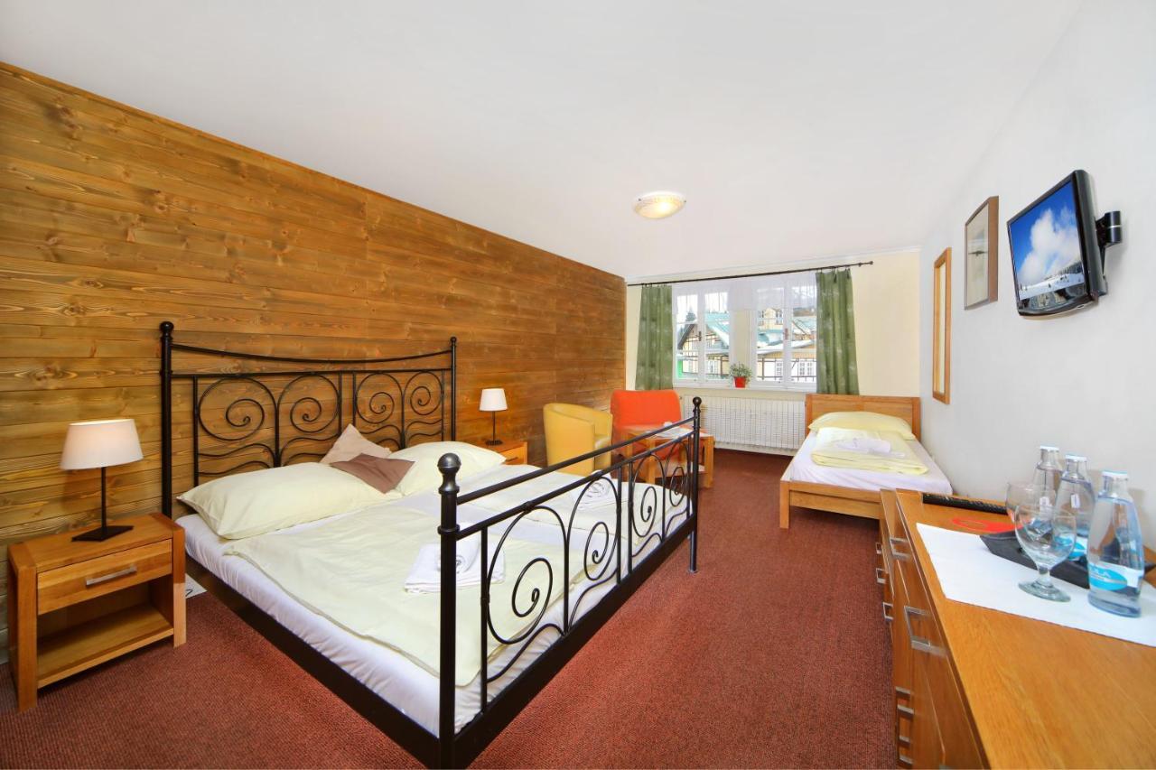 Hotel Erika Špindlerŭv Mlýn Dış mekan fotoğraf