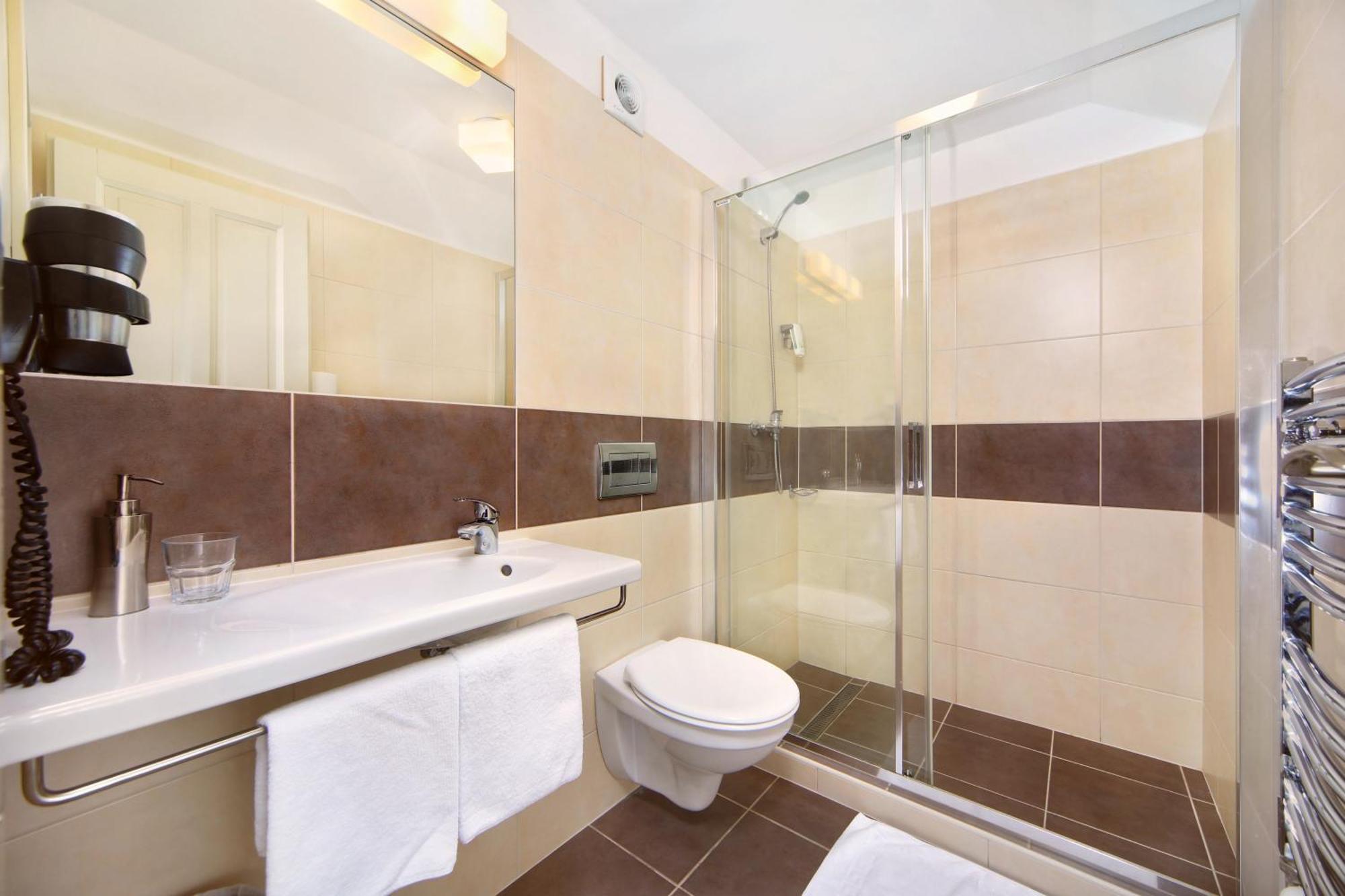 Hotel Erika Špindlerŭv Mlýn Dış mekan fotoğraf